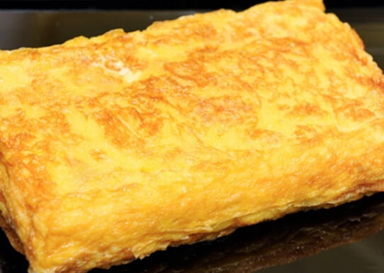Tsukiji Marutake (Tsukiji Station): Tamagoyaki (Japanese omelet)